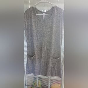 Latched mama nest nursing top